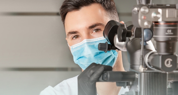 Microscop stomatologic – este cu adevărat util?